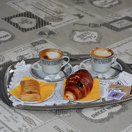 Bed & Breakfast Albano Station Pavona
